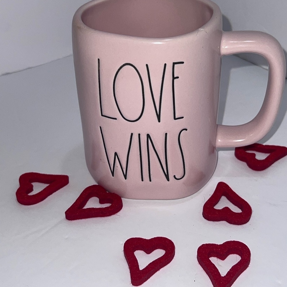 NWT 💓 RAE DUNN mug⭐️NEW - Picture 4 of 4